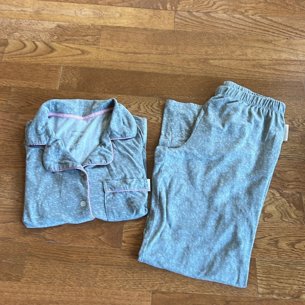 Grey n pink small pajama bundle short sleeve button up top w/elastic waist pants